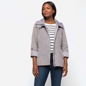 MO-KA Lillian Raincoat XS Stitch Fix
